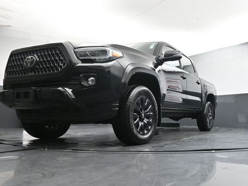 Used 2022 Toyota Tacoma Limited w/ Nightshade Package image 31
