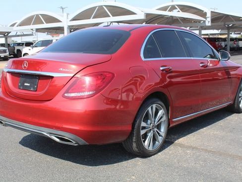 Used 2018 Mercedes-Benz C 300 4MATIC Sedan image 3