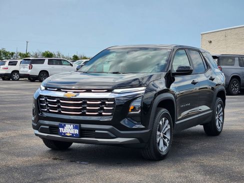 New 2026 Chevrolet Equinox LT w/ LPO, Floor Liner Package image 2