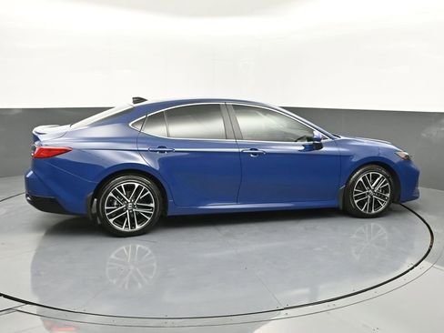 Certified 2025 Toyota Camry XLE image 32