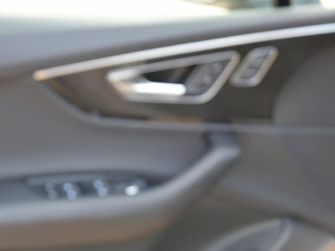 Used 2021 Audi Q7 3.0T Premium Plus image 8