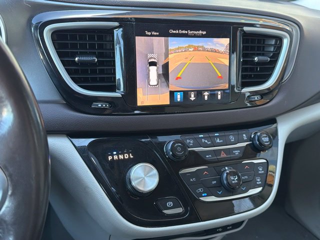 Used 2019 Chrysler Pacifica Touring-L w/ Advanced Safetytec Group FWD image 31