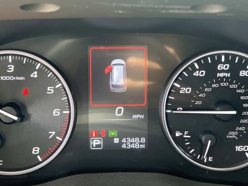 Used 2025 Subaru Ascent Bronze Edition image 28