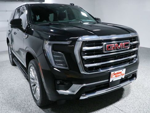 Used 2026 GMC Yukon Elevation w/ Elevation Premium Package AWD/4WD image 5