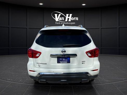 Used 2020 Nissan Pathfinder SV AWD/4WD image 6