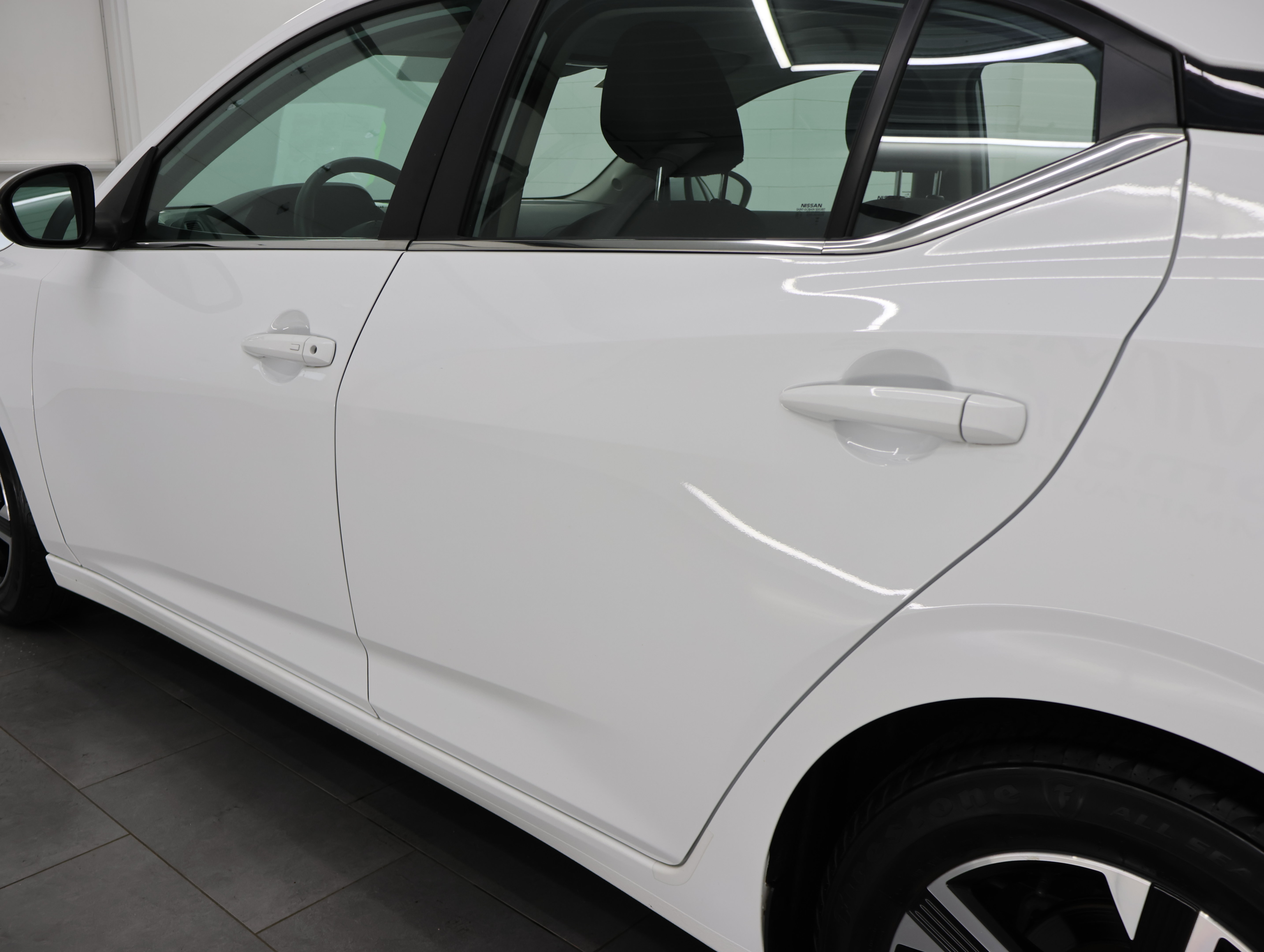 Used 2024 Nissan Sentra SV FWD image 30
