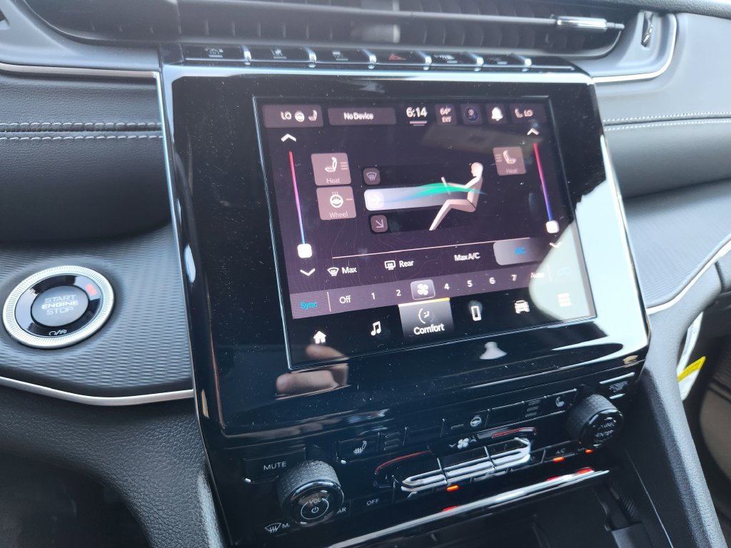 New 2026 Jeep Grand Cherokee Laredo X AWD/4WD image 19