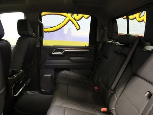 New 2025 GMC Sierra 2500 Denali w/ Max Trailering Package image 15