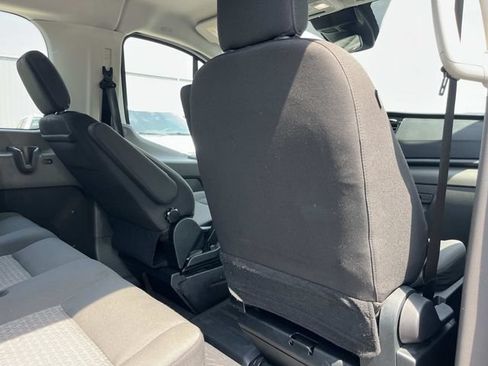 Used 2023 Ford Transit 350 XLT RWD image 18