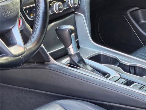 Used 2022 Honda Accord EX-L image 10