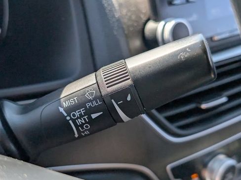 Used 2018 Honda Accord LX image 27