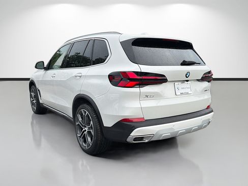 New 2026 BMW X5 xDrive40i w/ Executive Package AWD/4WD image 5