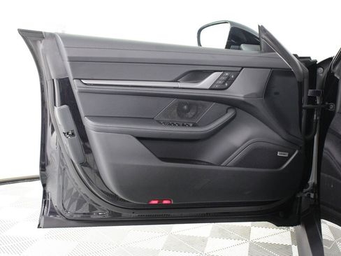 New 2026 Porsche Taycan 4S image 21