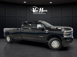 Used 2025 RAM 3500 Laramie AWD/4WD video 1