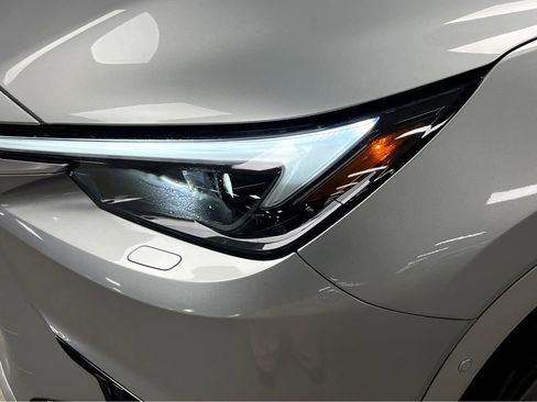 New 2026 Lexus TX 500h AWD image 36