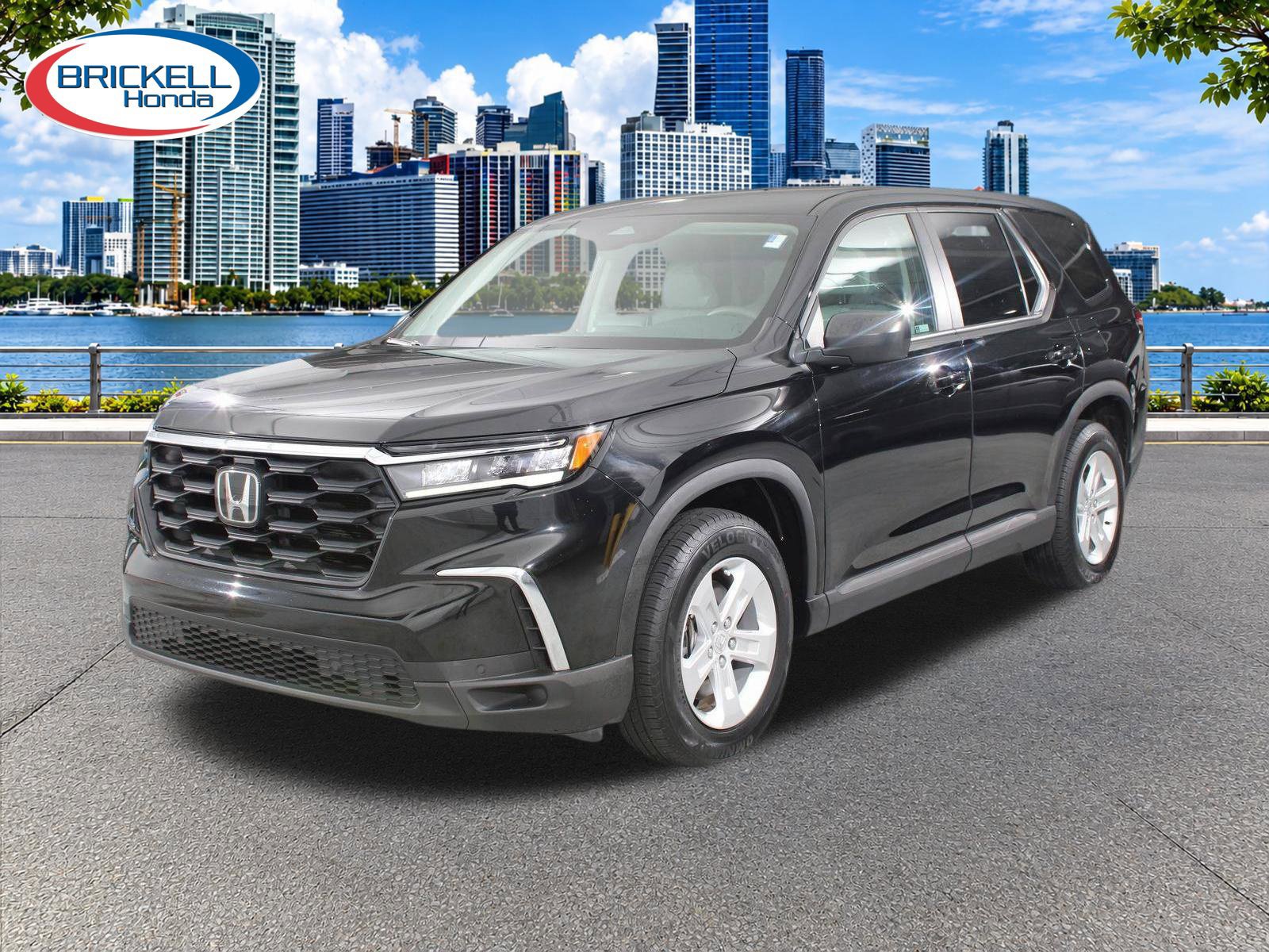 Certified 2023 Honda Pilot LX image 2