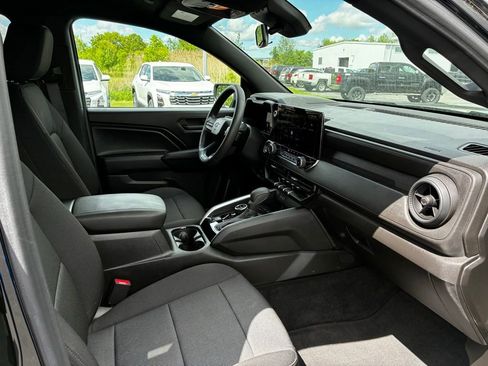 Used 2024 Chevrolet Colorado Trail Boss w/ Advanced Trailering Package AWD/4WD image 29