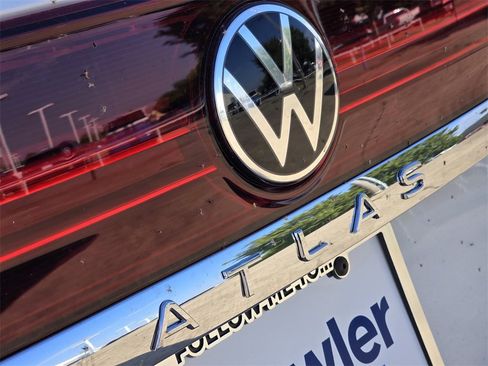 New 2026 Volkswagen Atlas SE image 7