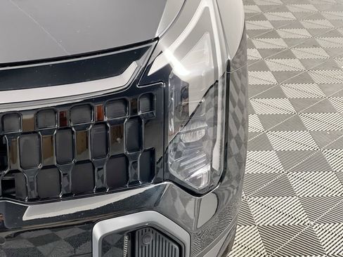 New 2026 Kia Sportage X-Line AWD/4WD image 11