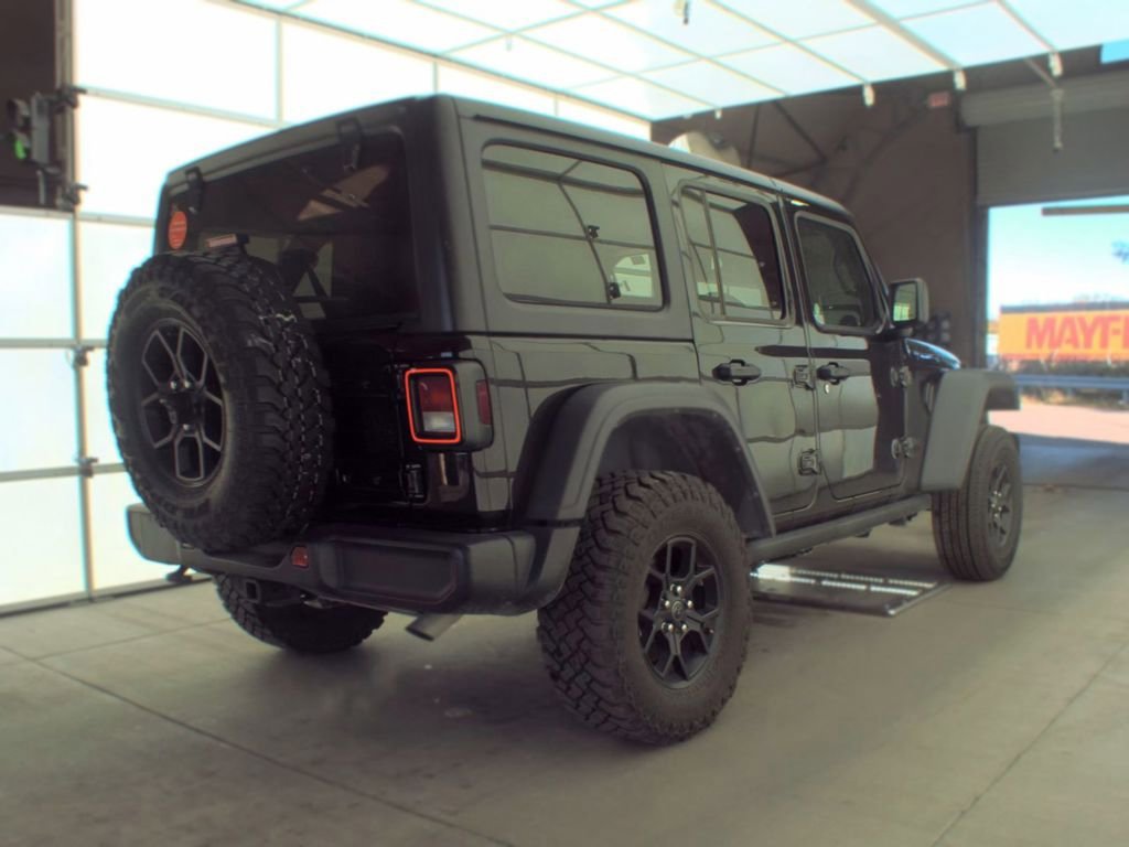 Used 2025 Jeep Wrangler Unlimited Sport AWD/4WD image 5