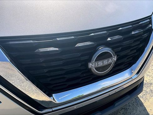 Used 2022 Nissan Rogue SV FWD image 30