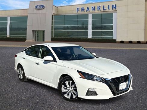Used 2022 Nissan Altima 2.5 S image 1