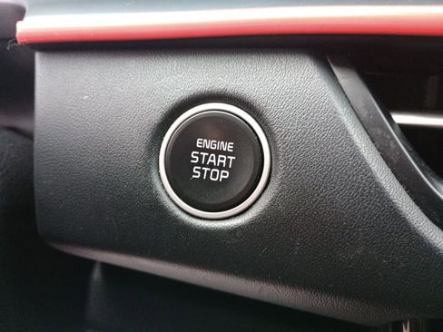 Used 2024 Kia Seltos SX w/ SX Sunroof Package image 26