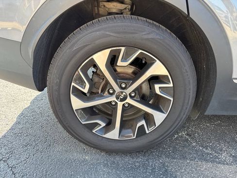 Used 2023 Kia Sportage EX FWD image 48