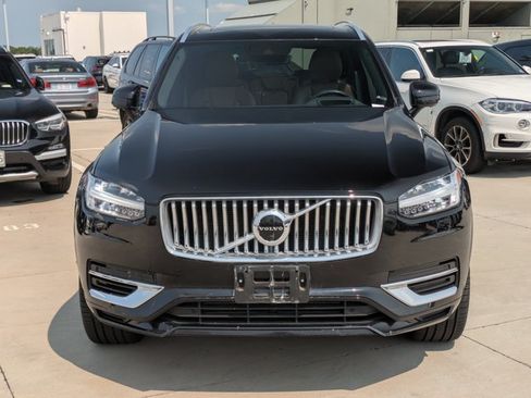 Used 2022 Volvo XC90 T8 Inscription Expression w/ Advanced Package AWD/4WD image 2