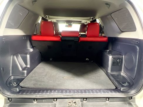 Used 2020 Toyota 4Runner Limited RWD image 34