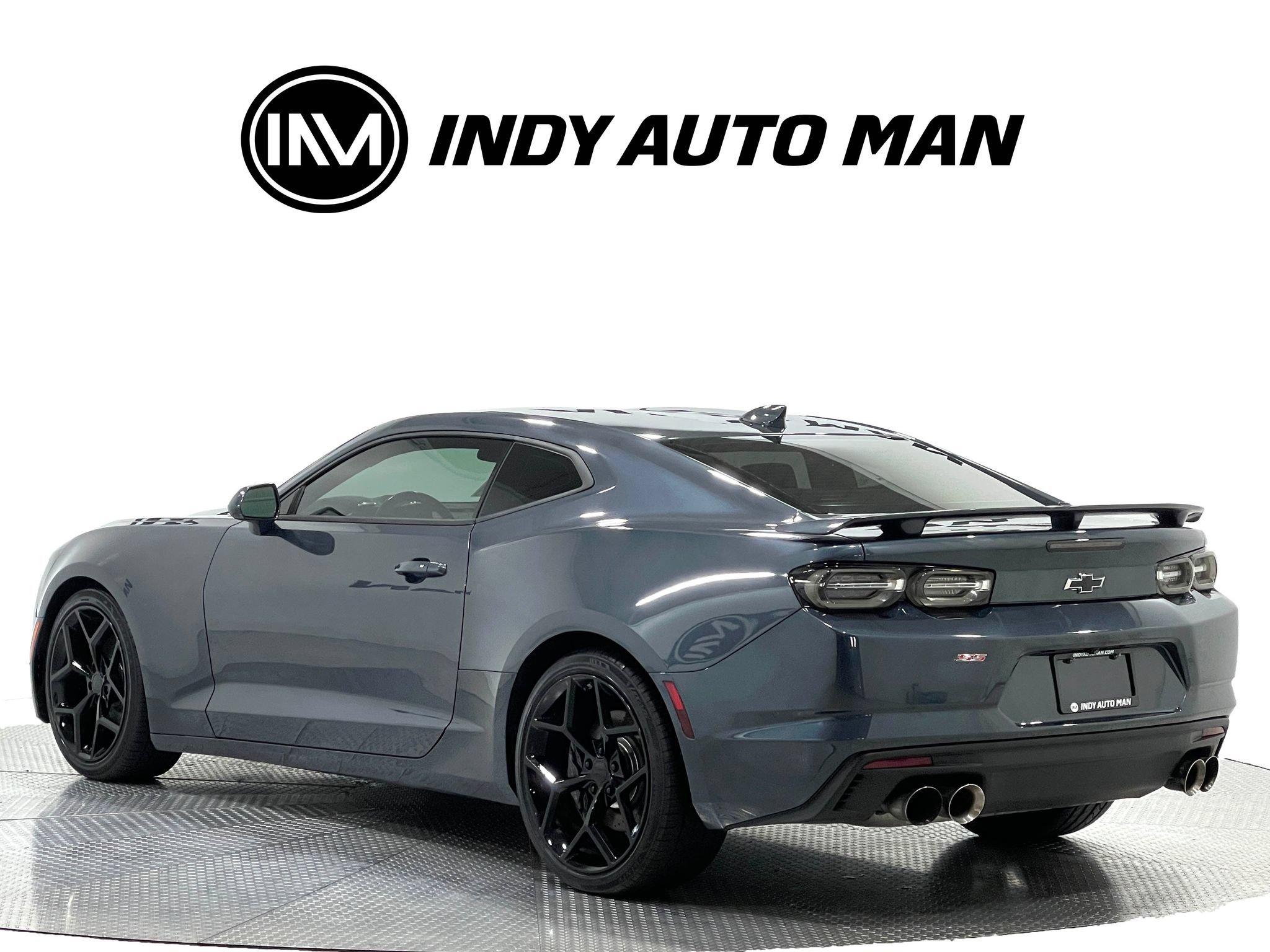 Used 2019 Chevrolet Camaro SS RWD image 6