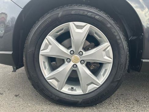 Used 2015 Subaru Forester 2.5i Premium w/ All-Weather Package image 24