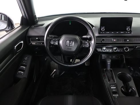 Used 2025 Honda Civic Sport image 32