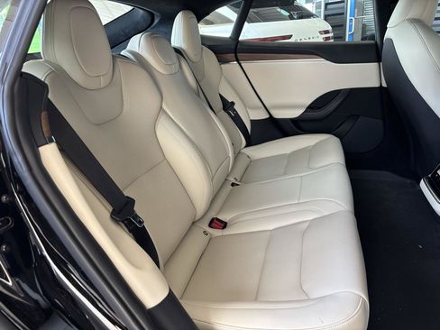 Used 2022 Tesla Model S AWD/4WD image 14