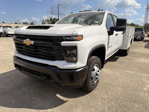 New 2025 Chevrolet Silverado 3500 W/T RWD image 1