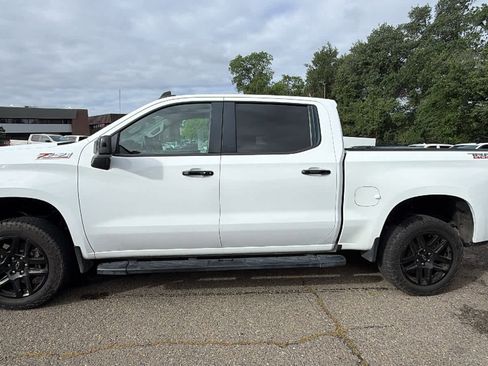 Used 2021 Chevrolet Silverado 1500 LT Trail Boss image 8