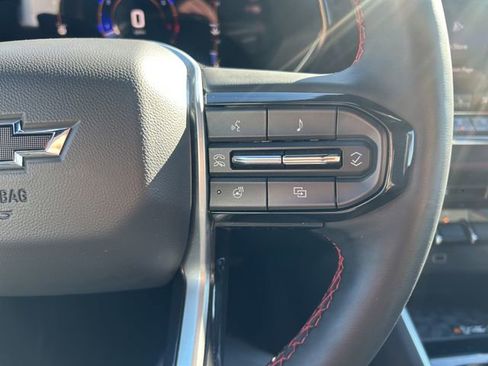 Used 2023 Chevrolet Colorado Z71 w/ Z71 Convenience Package 2 image 31