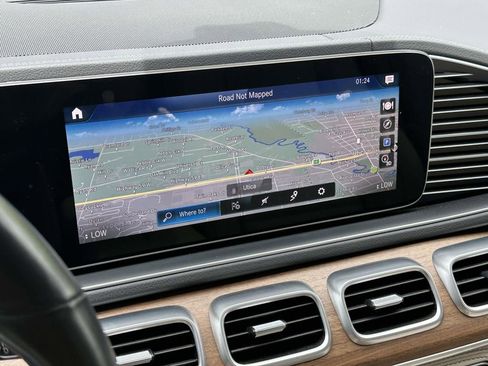 Used 2022 Mercedes-Benz GLS 450 4MATIC w/ AMG Line Exterior image 27