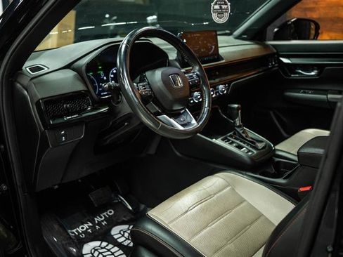 Used 2023 Honda CR-V Sport Touring image 9