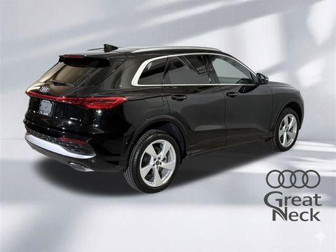 New 2025 Audi Q5 Premium Plus image 9