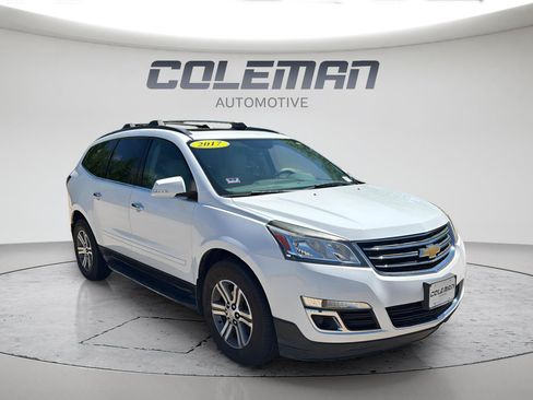 Used 2017 Chevrolet Traverse LT AWD/4WD image 7