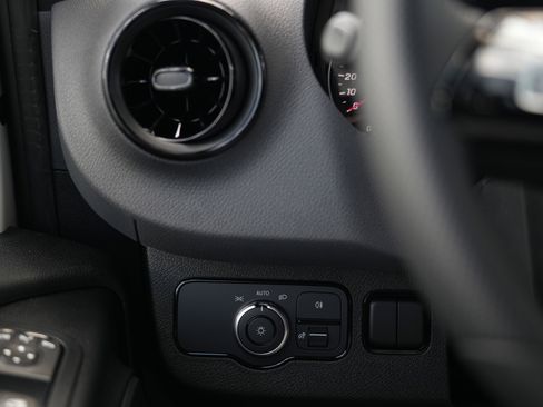 New 2025 Mercedes-Benz Sprinter 2500 image 23