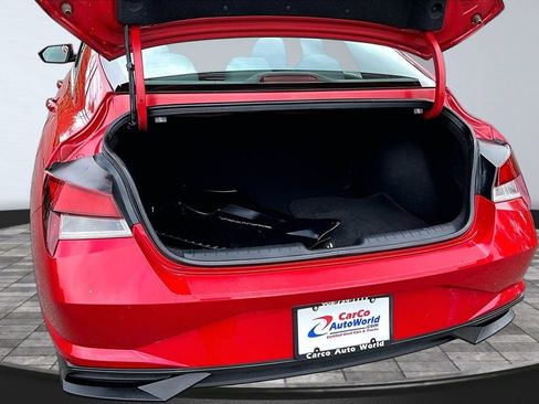 Used 2023 Hyundai Elantra SEL w/ Convenience Package FWD image 31