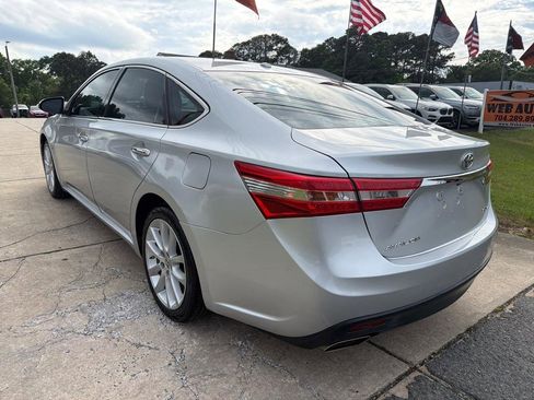 Used 2013 Toyota Avalon XLE Touring FWD image 7