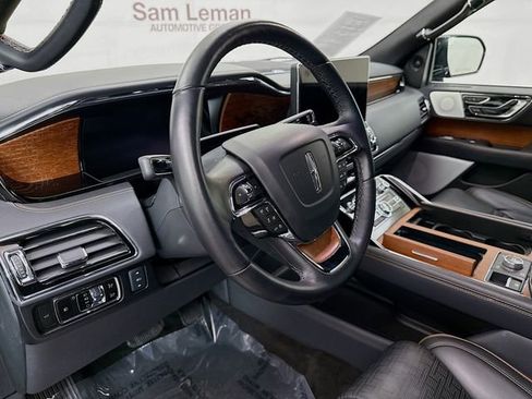 Used 2024 Lincoln Navigator L Black Label image 9