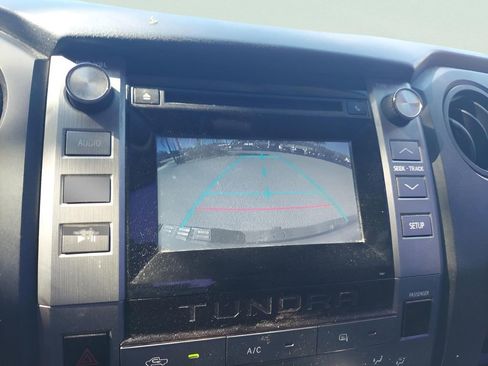 Used 2014 Toyota Tundra SR image 17