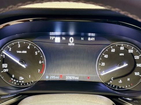 Used 2022 Buick Envision Essence w/ Technology Package I FWD image 12
