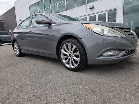 Used 2013 Hyundai Sonata SE FWD image 4