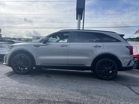 Used 2022 Kia Sorento SX FWD image 2