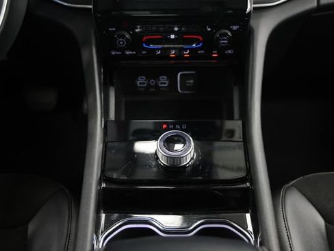 Used 2023 Jeep Grand Cherokee L Laredo AWD/4WD image 37